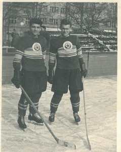 Jiří Kománek (vpravo) společně s Bohumilem Koželou. jiri-komanek-vpravo-bohumil-kozela_denik-630.jpg