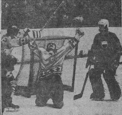 Gólová radost Jaromíra Hanačíka 230.jpg