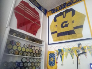 Soukromé muzeum a pracovna - zarámované dresy TJ Gottwaldov a Spartaku Gottwaldov img_20220420_164240.jpg